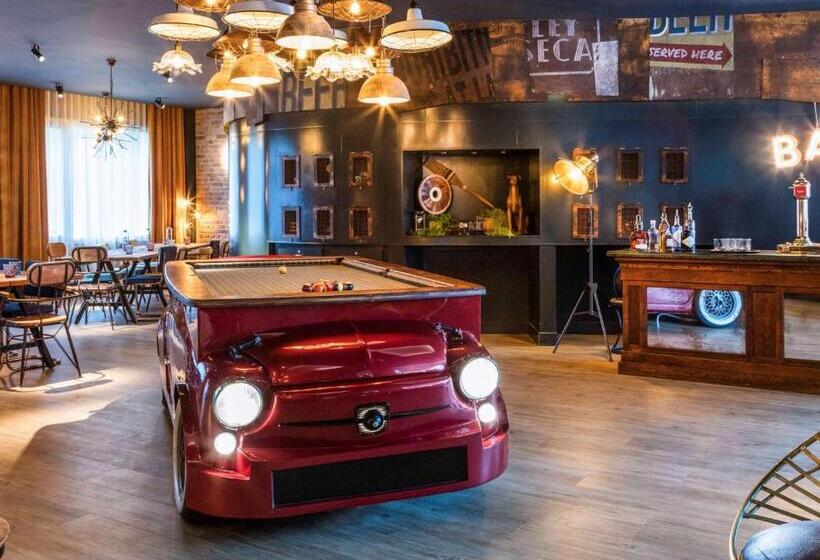 Novotel Barcelona Cornella