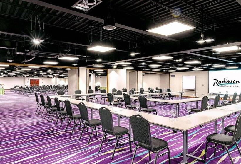 Radisson Bogota Metrotel
