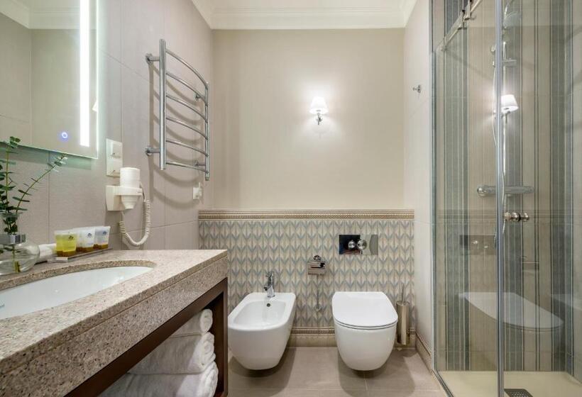 Ratonda Centrum Hotels