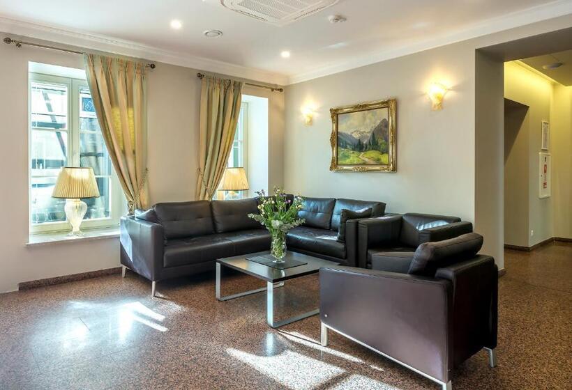 Ratonda Centrum Hotels