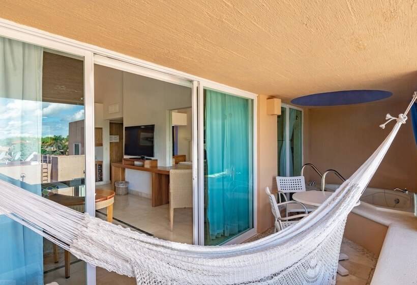 منتجع Puerto Aventuras Hotel & Beach Club