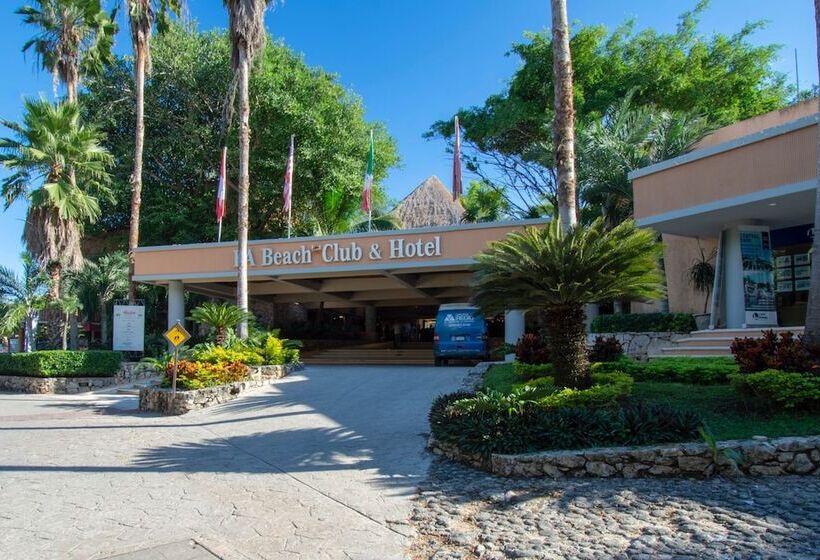 منتجع Puerto Aventuras Hotel & Beach Club