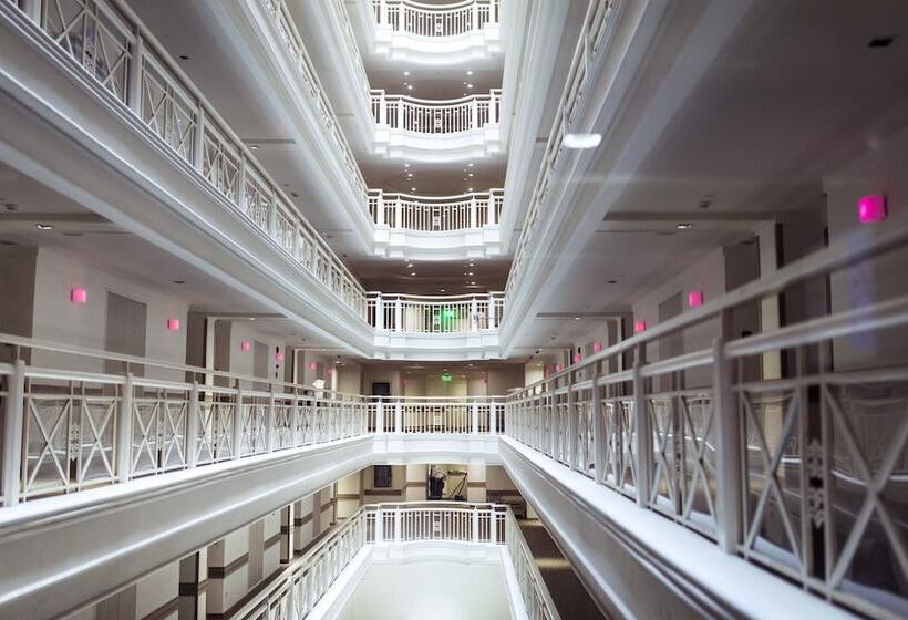 استراحتگاه Pullman Pattaya Hotel G