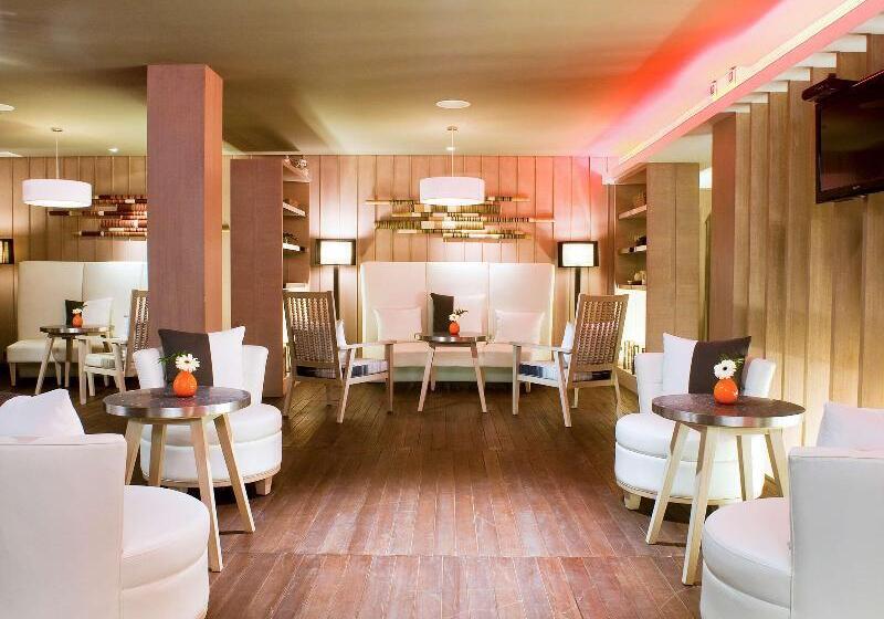 استراحتگاه Pullman Pattaya Hotel G