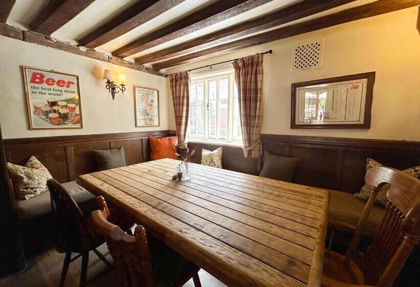 Общежитие The Bear Inn