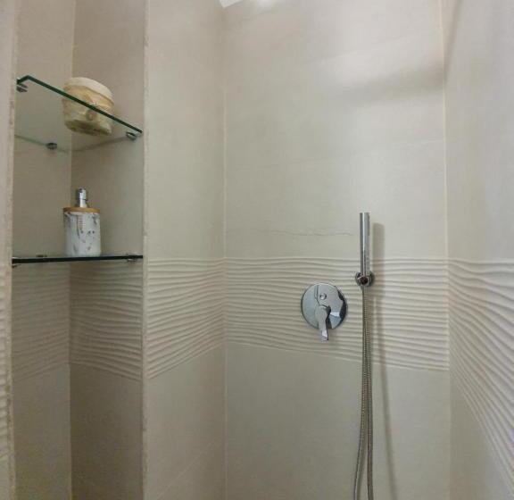 تختخواب و صبحانه Bb Suite Siracusa