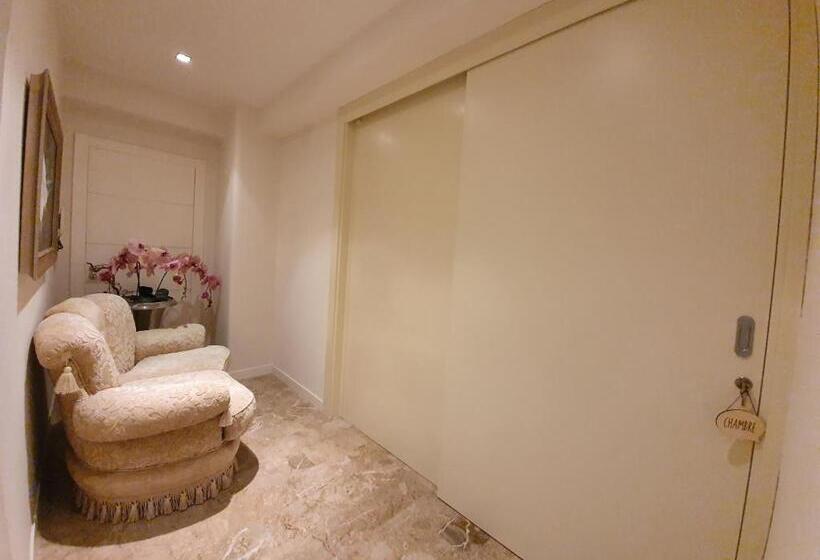 تختخواب و صبحانه Bb Suite Siracusa