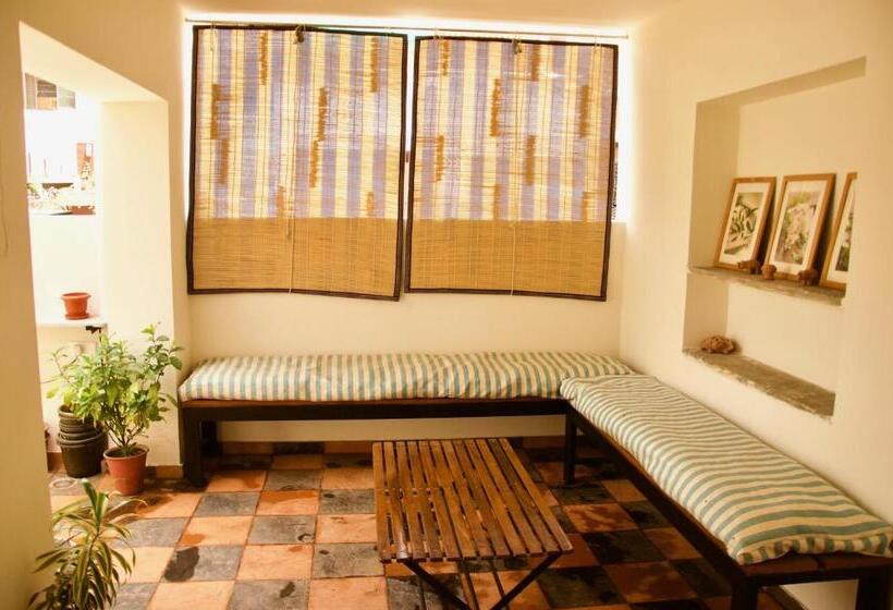 ベッドアンドブレックファースト Pathik Niwas