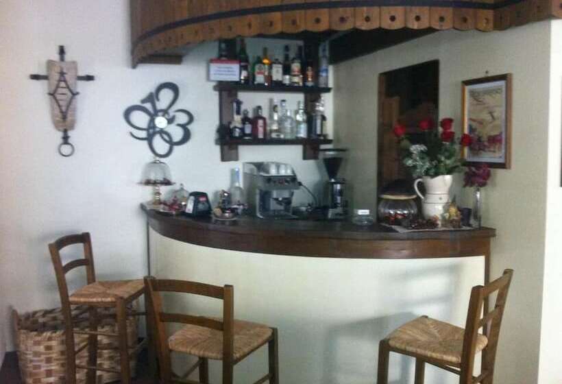 مبيت وإفطار Villa Fiorita