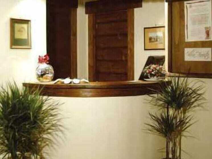 住宿加早餐  Villa Fiorita