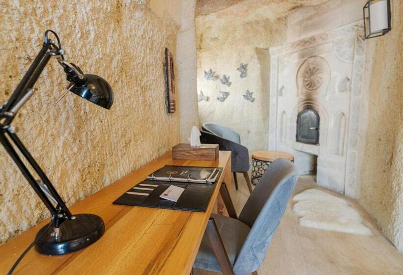 فندق Agarta Cave