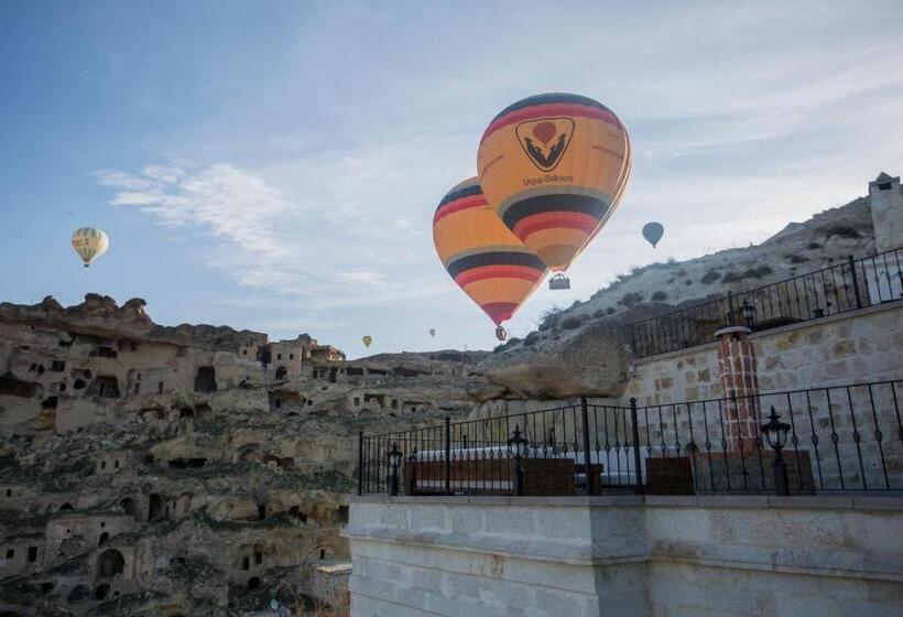 فندق Agarta Cave