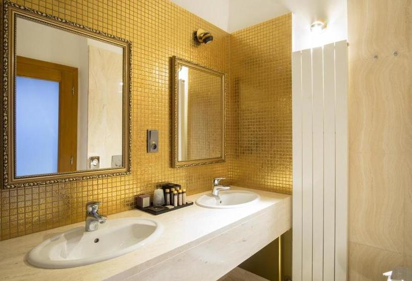 Boutique Hotel Slávia