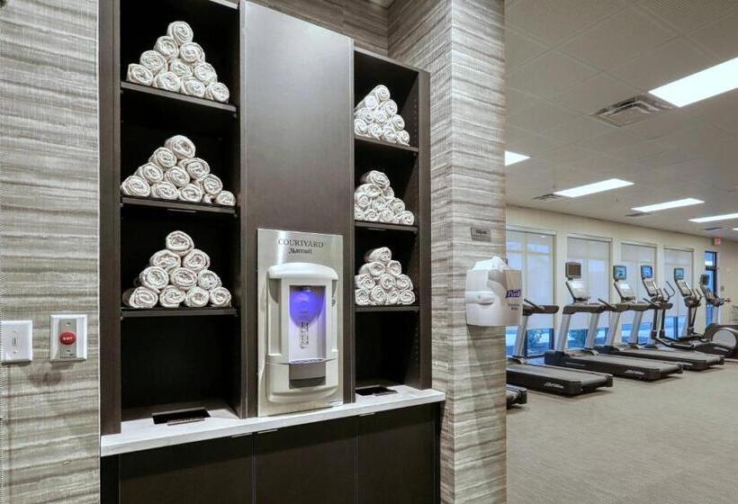 فندق Courtyard By Marriott Southington