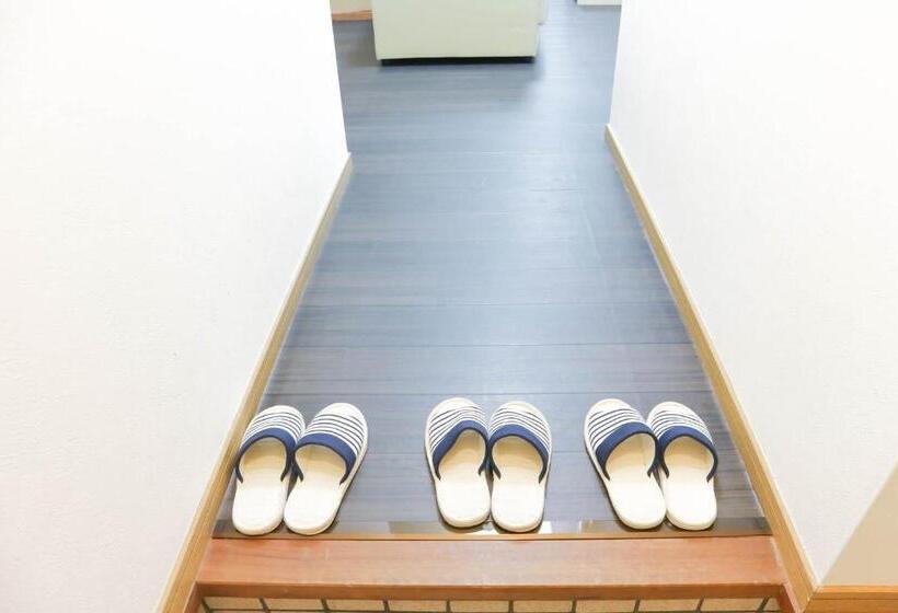 Отель Harbor Beach House