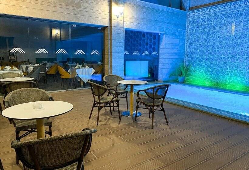 ホテル Hôtel Atlas Saiss Fès