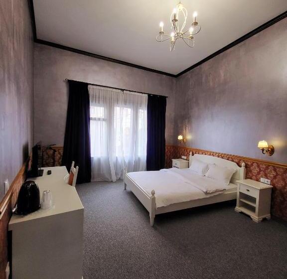 هتل Nf Palace Old City Bucharest