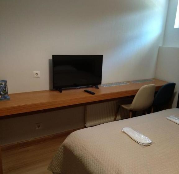 هتل David Apt On Bakuriani Orbi Palace