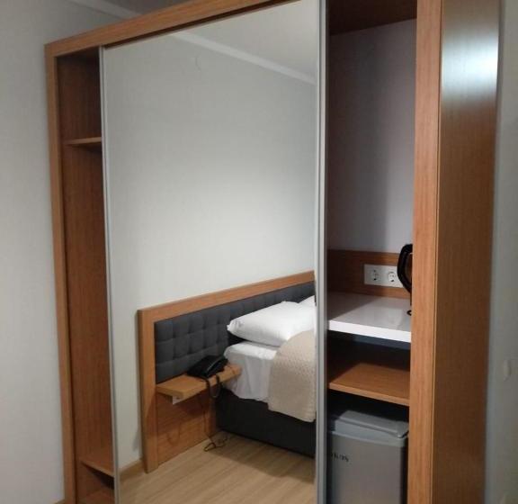 هتل David Apt On Bakuriani Orbi Palace