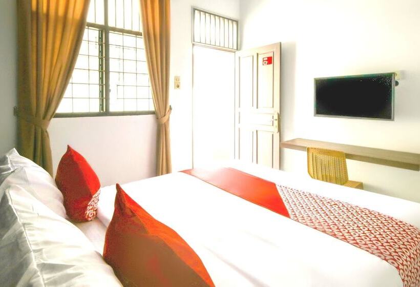 ホテル Oyo 2940 Papakoel Residence