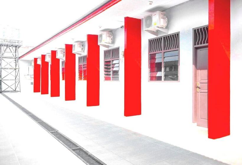 ホテル Oyo 2940 Papakoel Residence