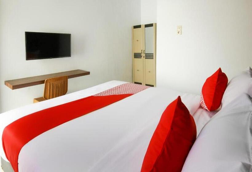 ホテル Oyo 2940 Papakoel Residence