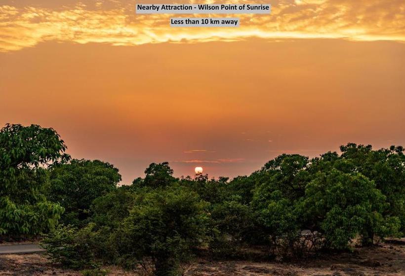 Отель Oyo 36668 Om Resort