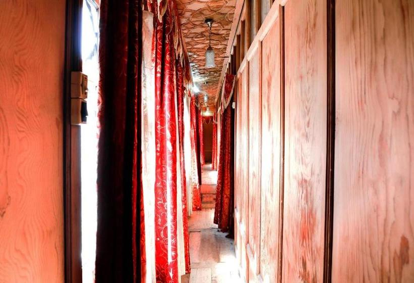 酒店 Oyo 71924 Young Golden Palace