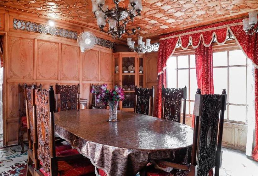 酒店 Oyo 71924 Young Golden Palace