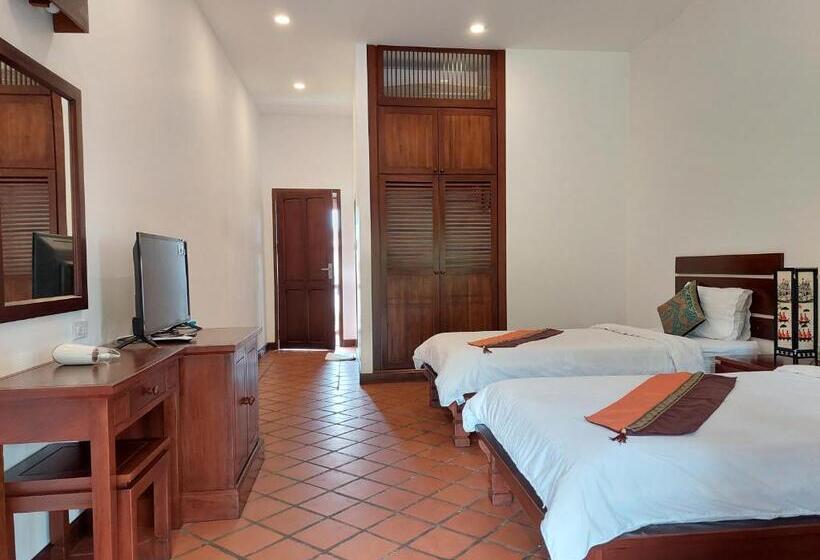 酒店 Villa Chitchareune 2