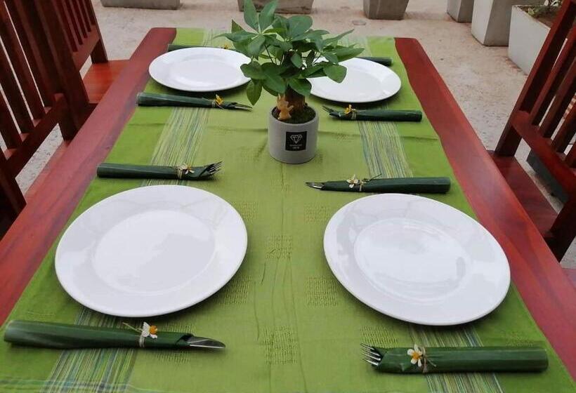 酒店 Villa Chitchareune 2