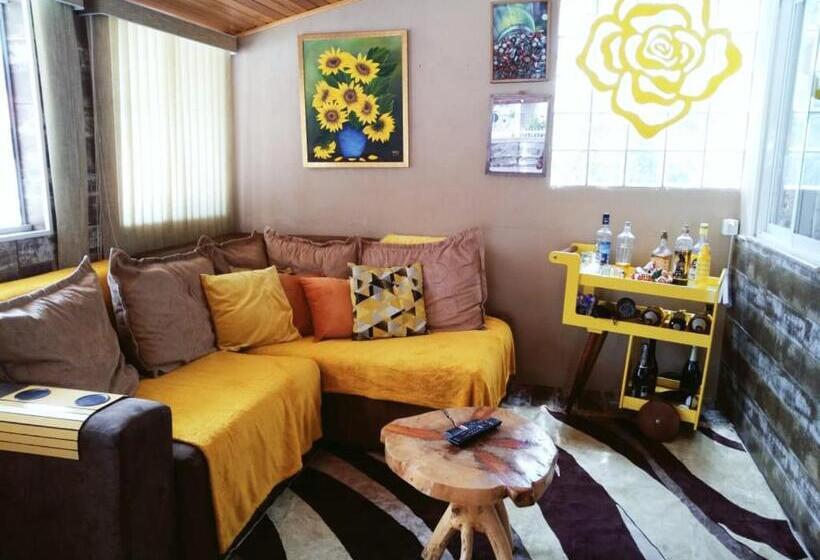 پانسیون Casa De Temporada Familiar