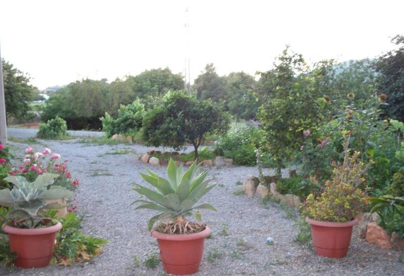 Pensión Las Tres Golondrinas