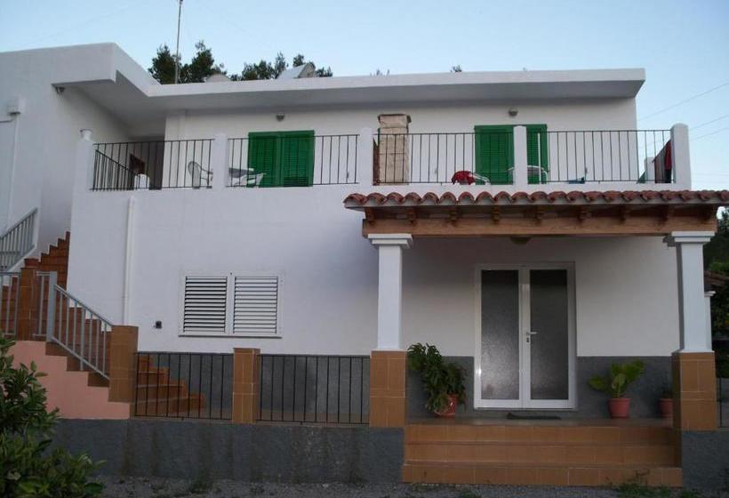 Pensión Las Tres Golondrinas