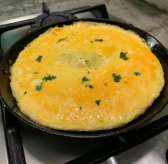 Пансион Monkey Safari Hostel