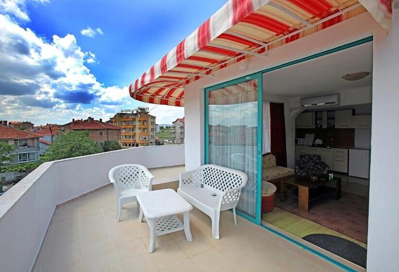 膳宿费 Ravda Bay Guest House