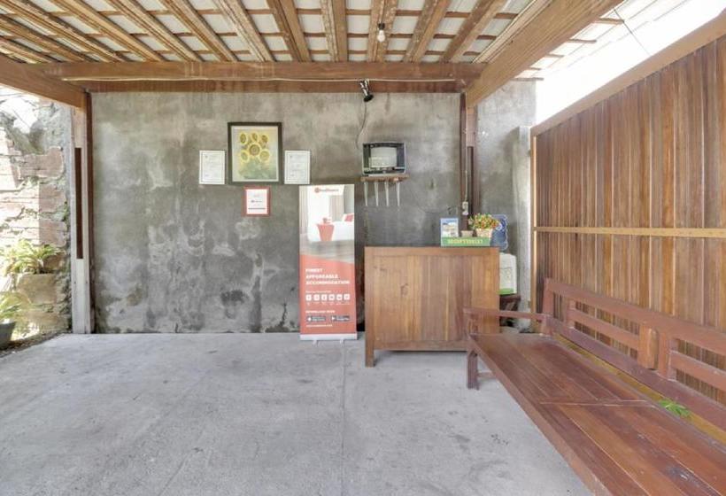 膳宿费 Reddoorz At Omah Kayu Homestay Yogyakarta