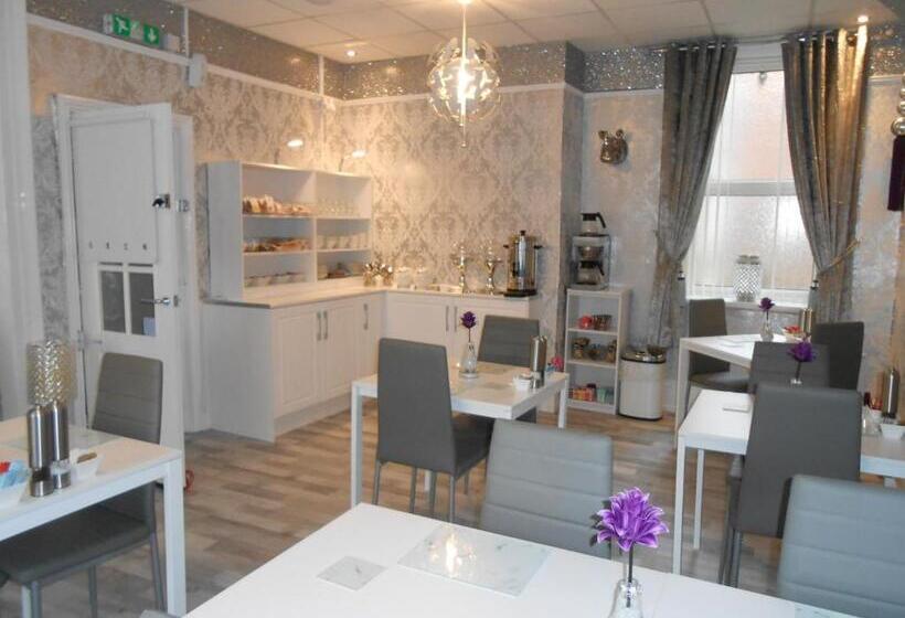 Пансион Sorrento House