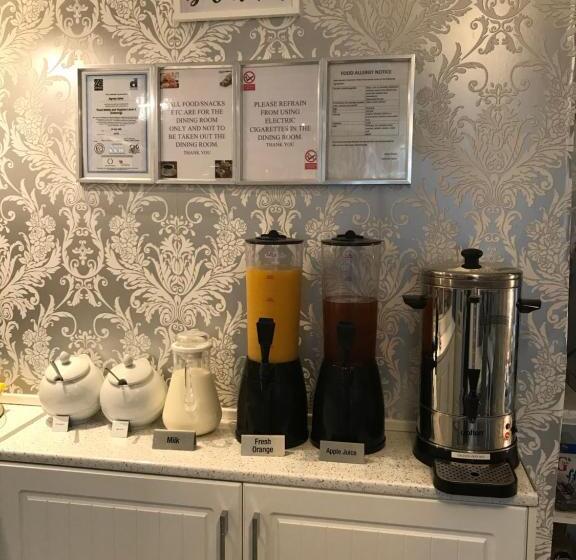 Пансион Sorrento House