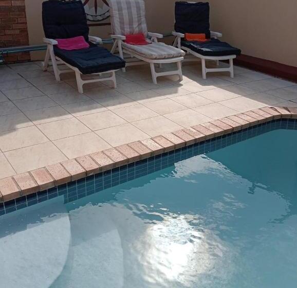 פנסיון Sundays River Mouth Guesthouse