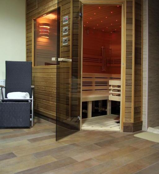 膳宿费 Vila Jiřinka