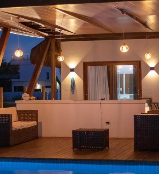 Пансион Villa Namú Beach House Suites