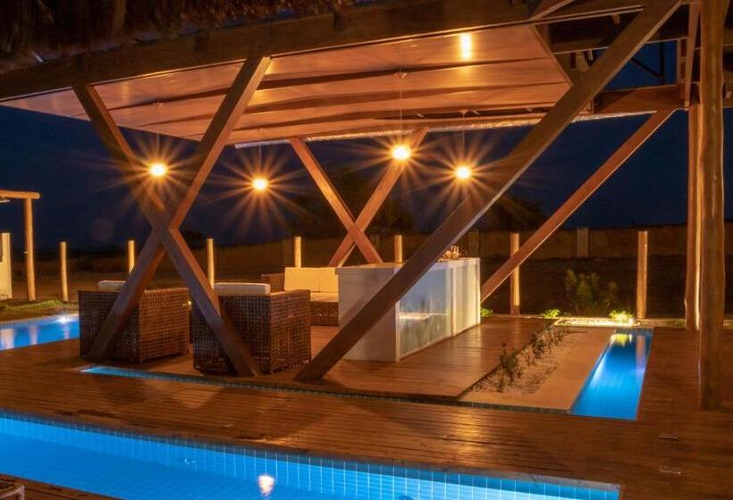 Пансион Villa Namú Beach House Suites