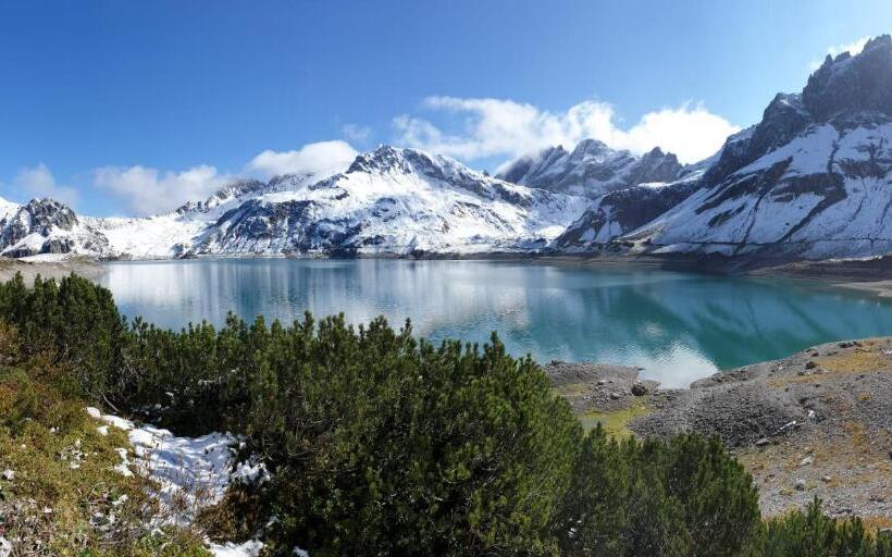 بنسيون Bergkristall