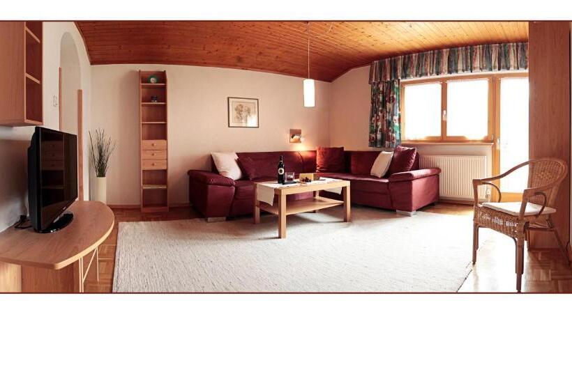 بنسيون Bergkristall