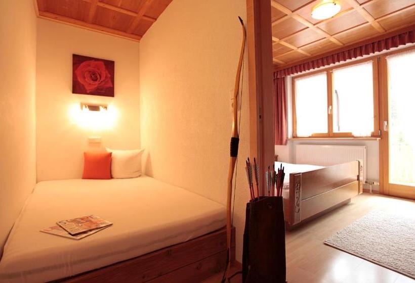 بنسيون Bergkristall