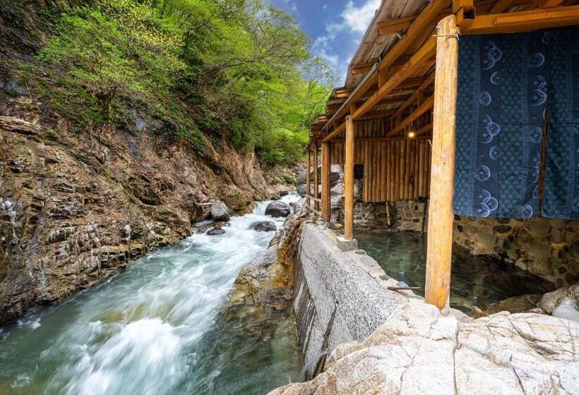 ריוקאן Nikko Nationalpark Kawamata Onsen Kura