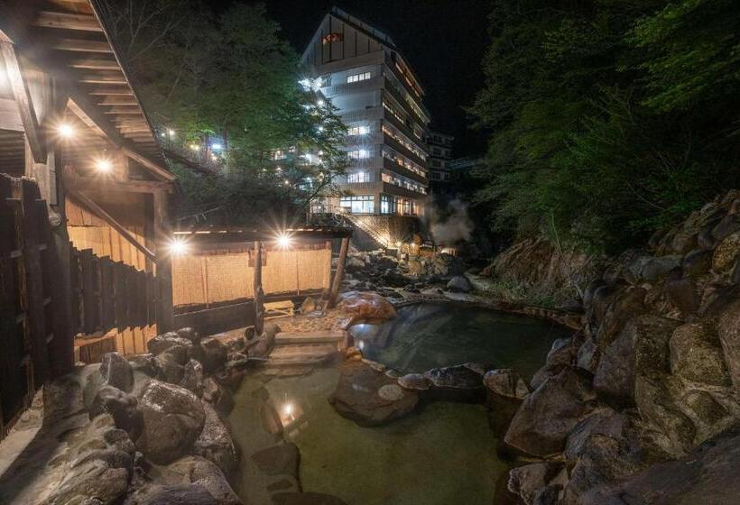 ריוקאן Nikko Nationalpark Kawamata Onsen Kura