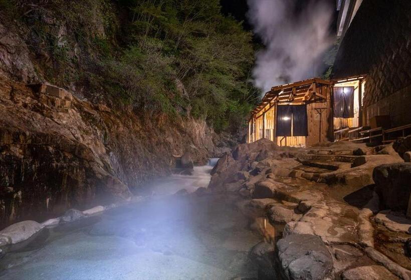 ריוקאן Nikko Nationalpark Kawamata Onsen Kura