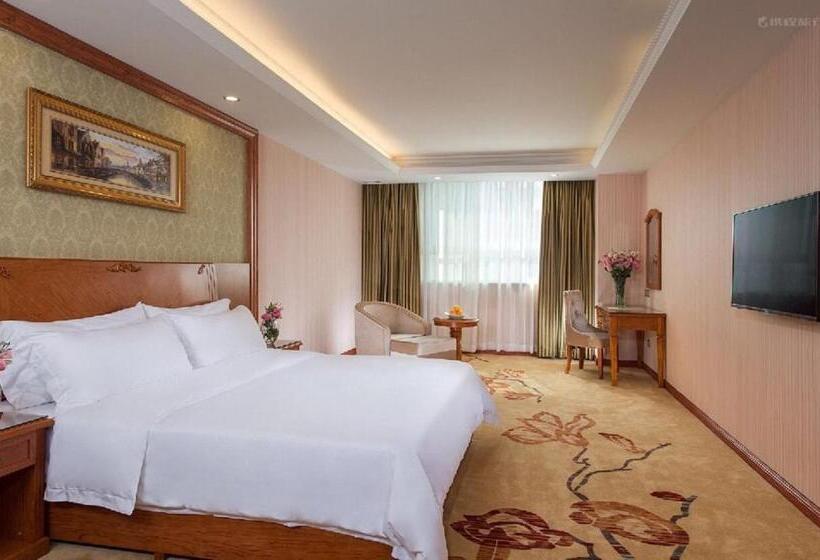 Vienna Hotel Huizhou Chenjiang Avenue